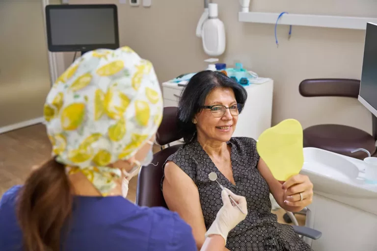 First Adult Dental Visit in Abu Dhabi – Examination and Diagnosis